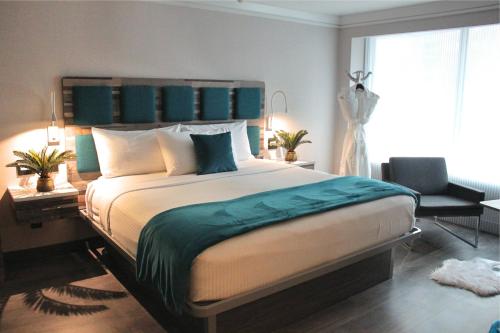 Alojamiento Signature Collection - 1 cama extragrande del hotel Le Bleu. Foto 2