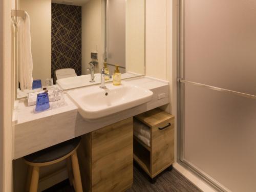 Habitación Doble Deluxe - no fumadores del hotel Jr West Group Via Inn Prime Kyotoeki Hachijoguchi. Foto 1