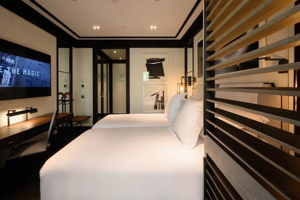 Habitación básica con 1 cama doble o 2 individuales (House) del hotel Seventy Barcelona. Foto 1