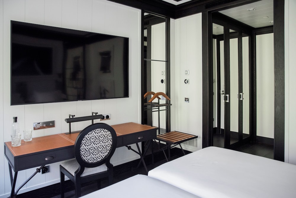 Habitación básica con 1 cama doble o 2 individuales (House) del hotel Seventy Barcelona. Foto 8