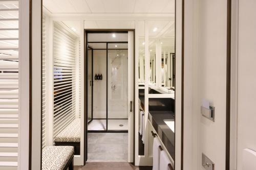 Habitación Doble Privilege con acceso al spa del hotel Seventy Barcelona. Foto 5