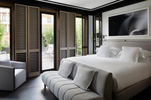 Habitación Doble Deluxe con terraza del hotel Seventy Barcelona
