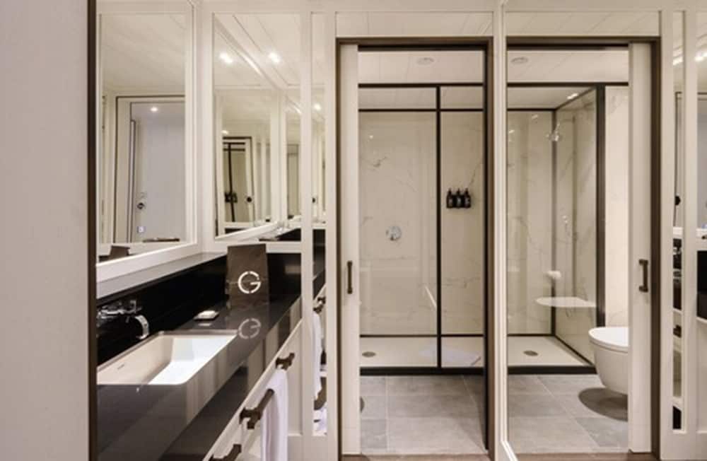 Habitación superior con 1 cama doble o 2 individuales (Patio Views) del hotel Seventy Barcelona. Foto 15