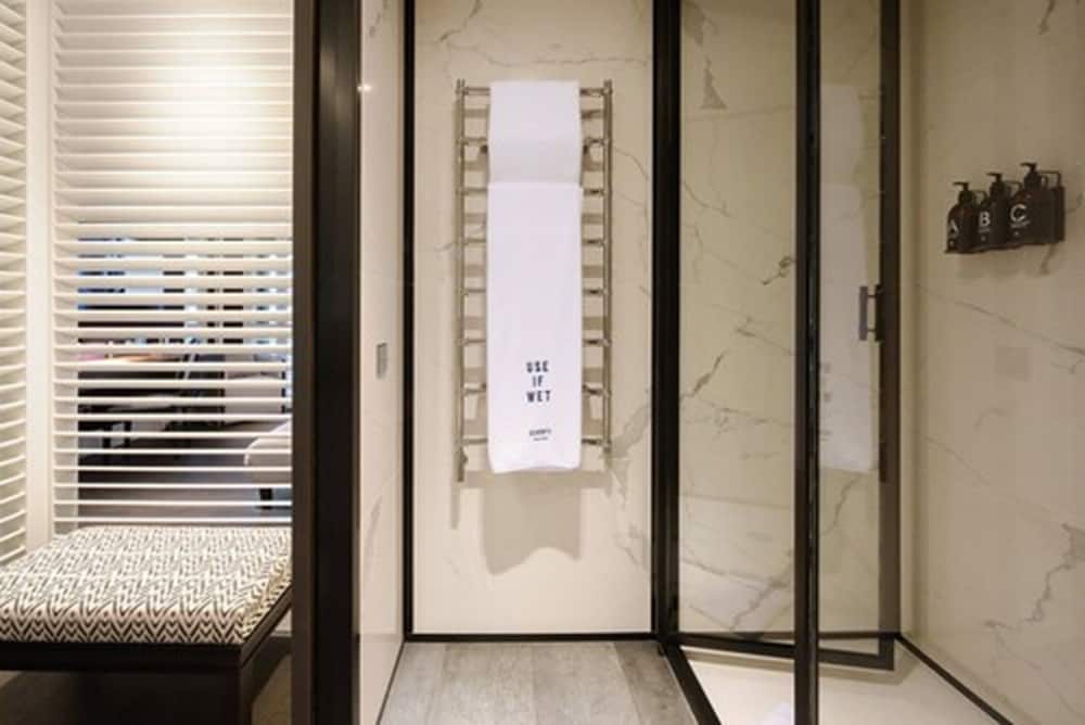 Habitación Premium con 1 cama doble o 2 individuales (Sky) del hotel Seventy Barcelona. Foto 15