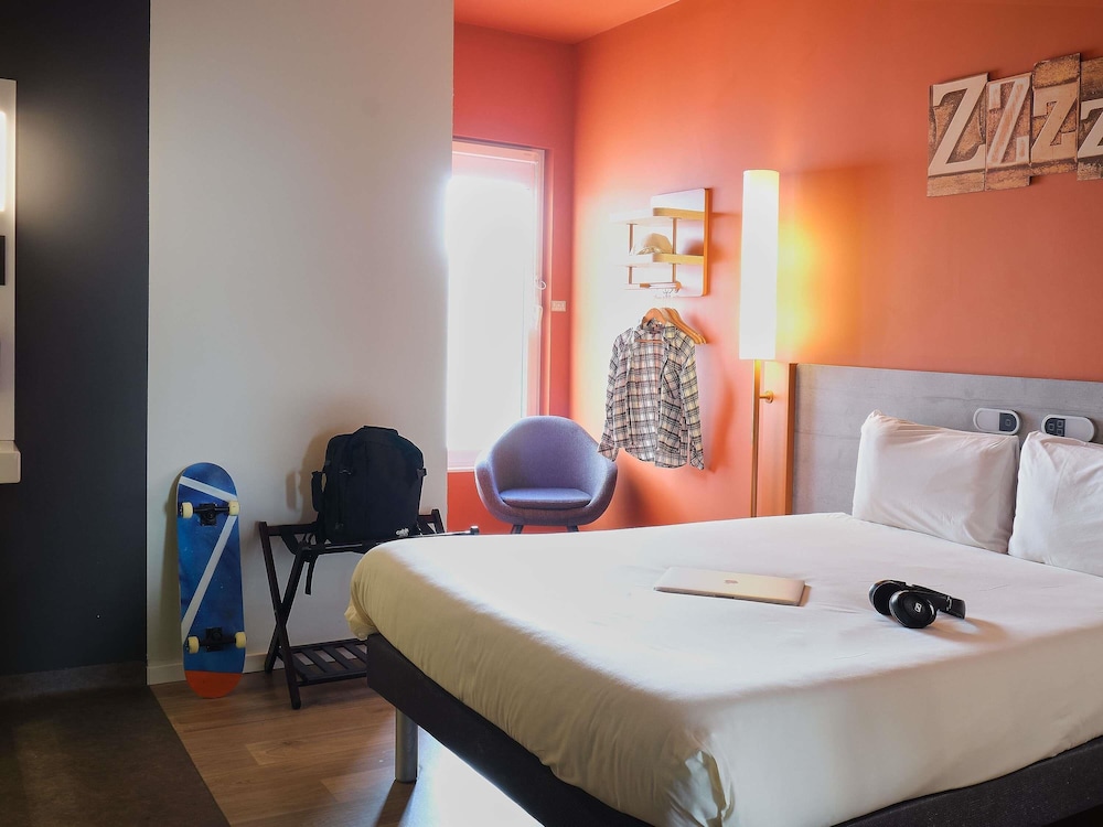 Habitación superior, 1 cama doble (XL) del hotel ibis budget Bilbao City