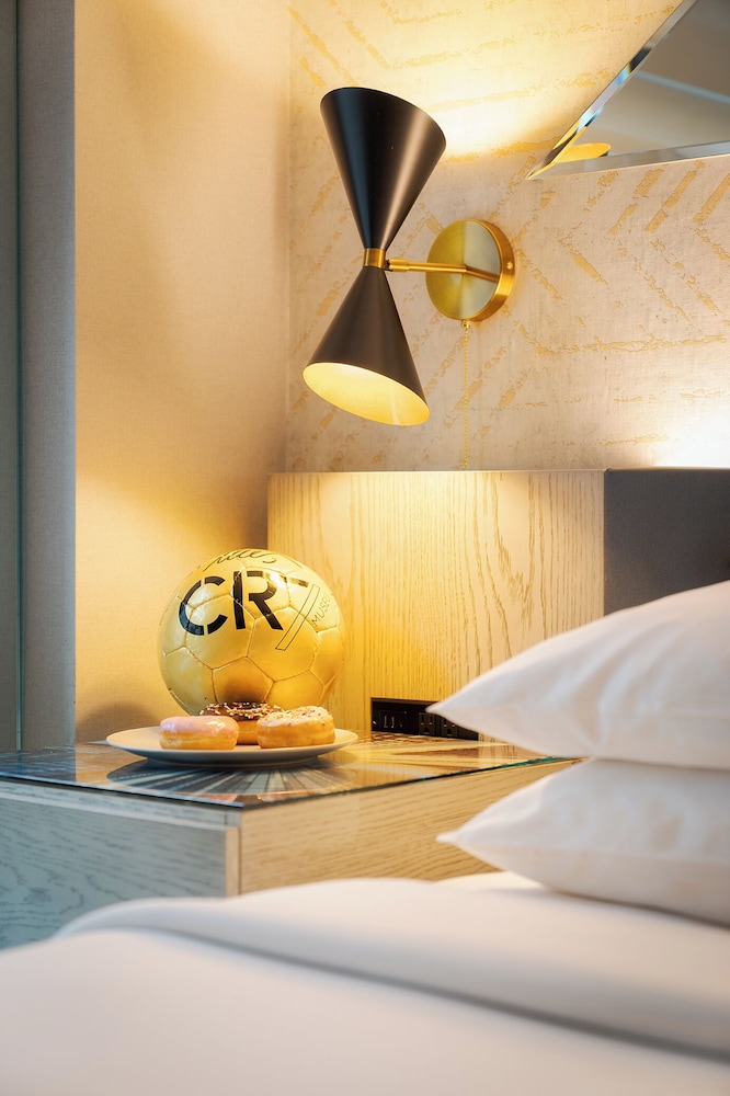 Habitación doble Confort 2 Camas dobles del hotel Pestana CR7 Times Square. Foto 4