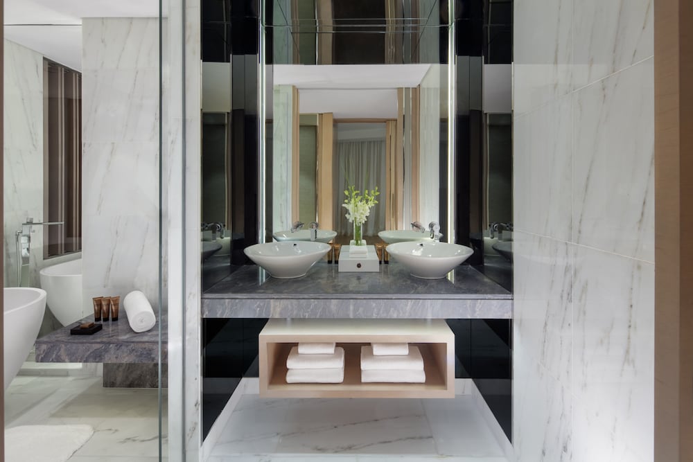 Suite Silver Screen del hotel Paramount Dubai. Foto 4
