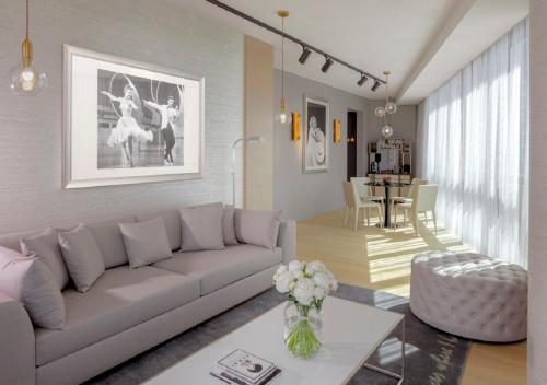 Suite Silver Screen del hotel Paramount Dubai. Foto 3