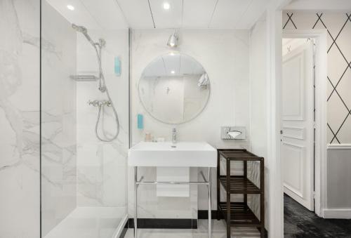 Habitación Individual Clásica del hotel LE ROYAL RIVE GAUCHE
