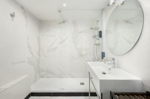 Habitación Triple - Superior del hotel LE ROYAL RIVE GAUCHE