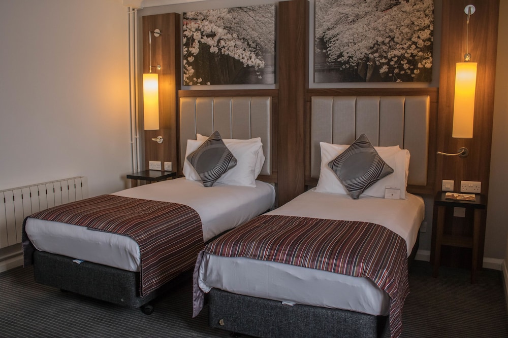Habitación Gemela Estándar del hotel Mercure Darlington Kings. Foto 2