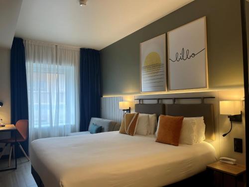 Habitación Estándar - 1 cama grande del hotel voco Bilbao - City by IHG. Foto 1