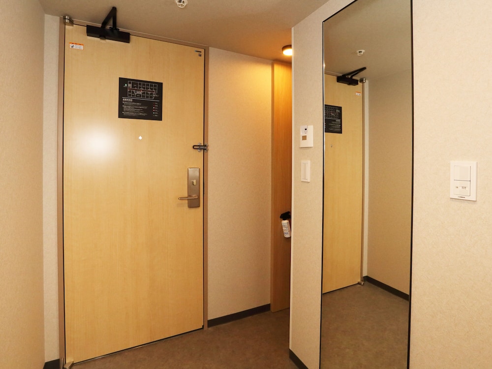 Habitación estándar con 2 camas individuales del hotel Henn Na Kanazawa Korinbo. Foto 2