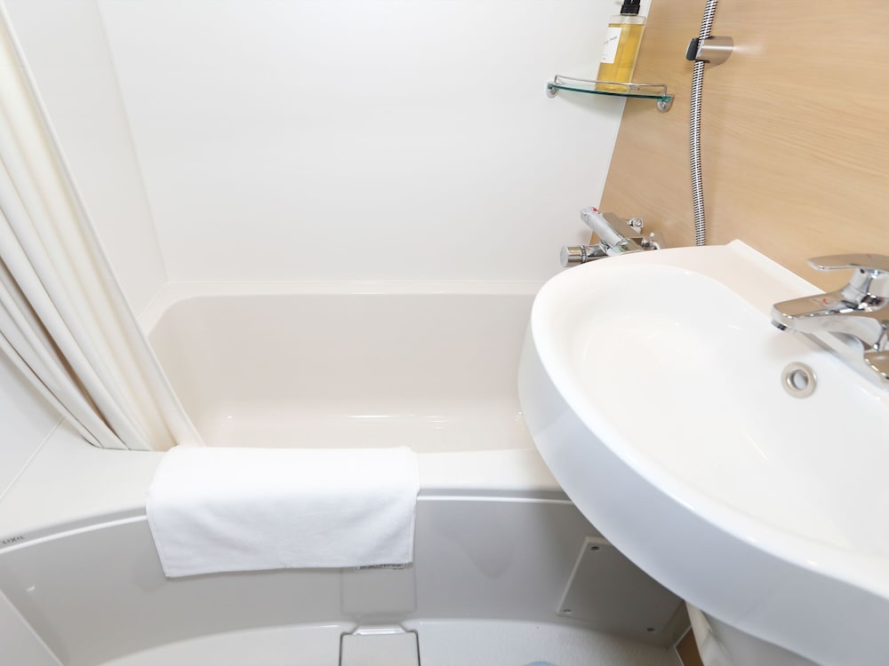 Habitación estándar con 2 camas individuales del hotel Henn Na Kanazawa Korinbo. Foto 11