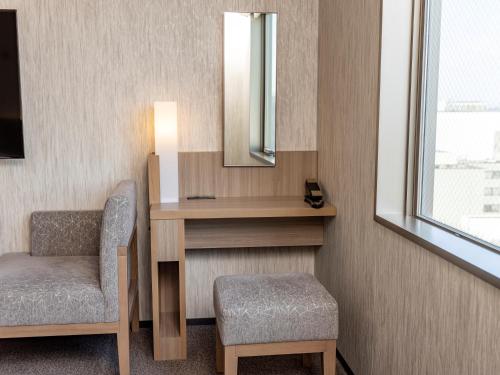 Habitación Doble Deluxe - 2 camas del hotel Tokyu Stay Kanazawa. Foto 9