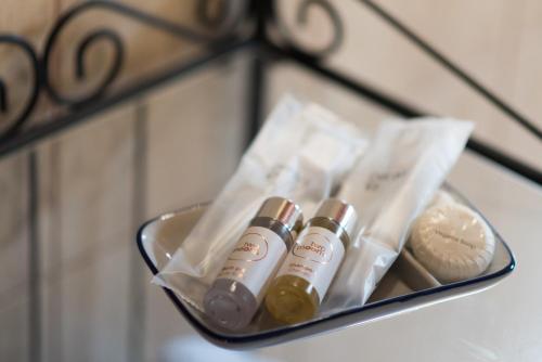 Habitación Doble con baño privado del hotel Hacienda la Dehesa - Adults Only. Foto 4