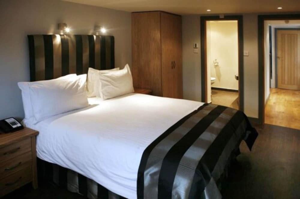 Habitación estándar doble del hotel The Great Hallingbury Manor. Foto 7