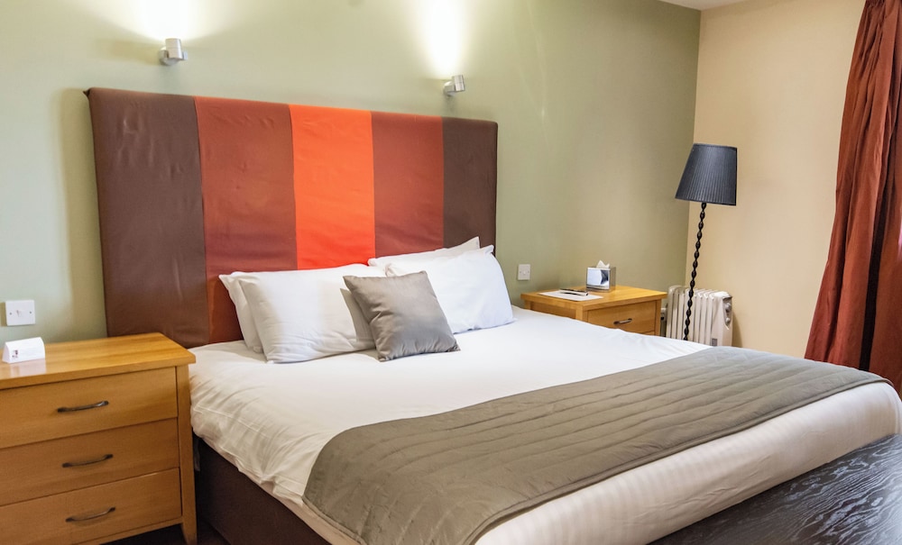 Habitación estándar doble del hotel The Great Hallingbury Manor. Foto 10
