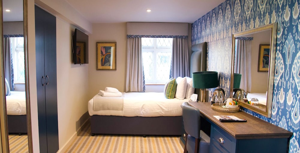 Habitación individual estándar del hotel The Great Hallingbury Manor. Foto 4