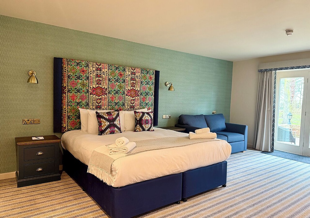Habitación familiar del hotel The Great Hallingbury Manor. Foto 17