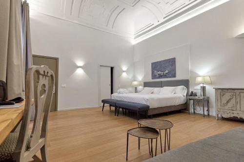 Suite Deluxe con cama extragrande del hotel Hospedium Posada De La Silleria. Foto 4