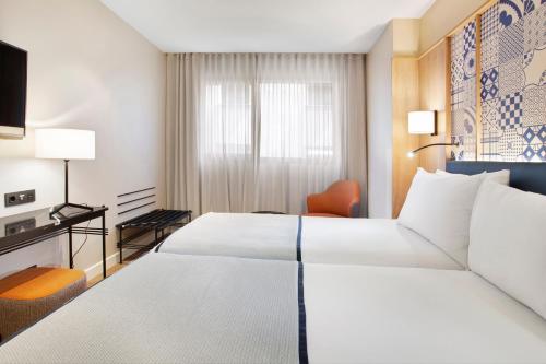 Habitación Doble - 1 o 2 camas del hotel Eurostars Guadalquivir. Foto 6