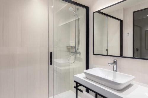 Habitación Doble con aparcamiento del hotel Eurostars Guadalquivir. Foto 4