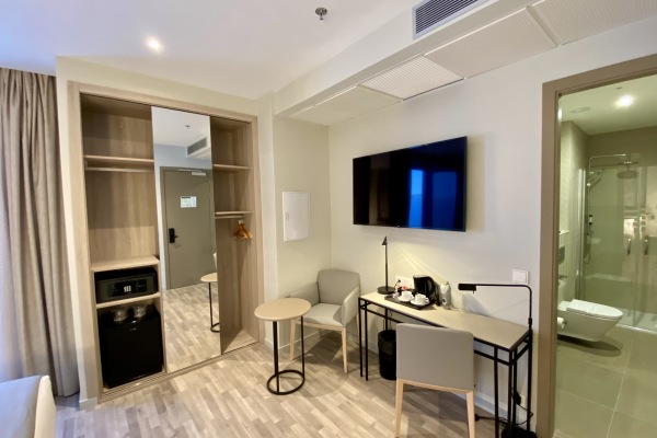 Doble Superior con Terraza del hotel Abba Sevilla. Foto 2