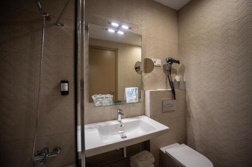 Habitación Doble - 1 o 2 camas del hotel Abba Sevilla. Foto 3