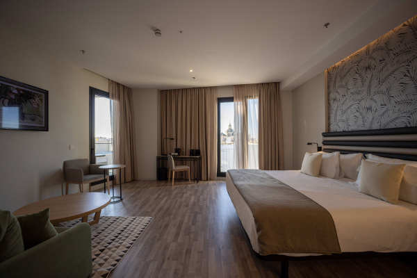 Junior Suite Vista Giralda del hotel Abba Sevilla. Foto 4