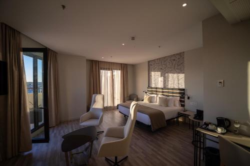 Suite del hotel Abba Sevilla. Foto 2