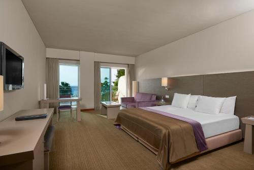 Habitación Meliá con vistas al mar del hotel Melia Madeira Mare. Foto 3