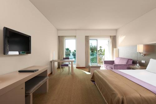 Habitación Meliá con vistas al mar del hotel Melia Madeira Mare. Foto 2