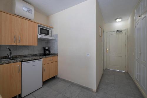 Estudio con vistas a la piscina del hotel Whala!tenerife. Foto 10