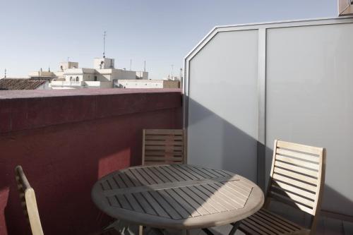Habitación Deluxe con terraza del hotel Petit Palace Plaza Mayor. Foto 2