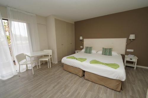 Estudio con cocina del hotel Rf San Borondon. Foto 8