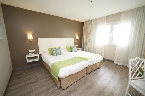 Habitación doble Superior del hotel Rf San Borondon. Foto 3