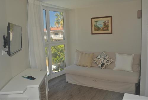 Habitación Familiar Superior del hotel Rf San Borondon. Foto 4