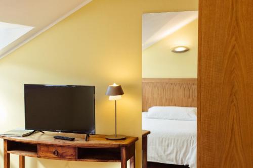 Habitación Doble - Ático del hotel El Sella. Foto 3