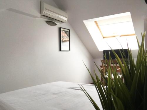 Habitación Doble Económica - Ático del hotel El Sella. Foto 4