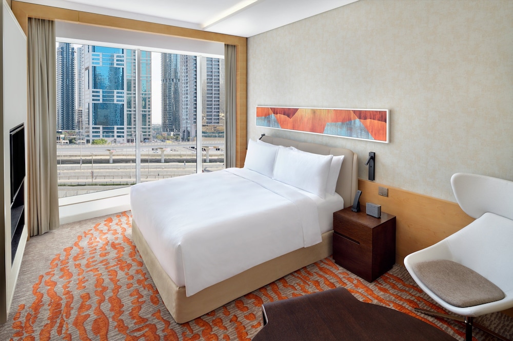 Habitación estándar, 1 cama de matrimonio grande, vistas a la ciudad del hotel Crowne Plaza Dubai Marina