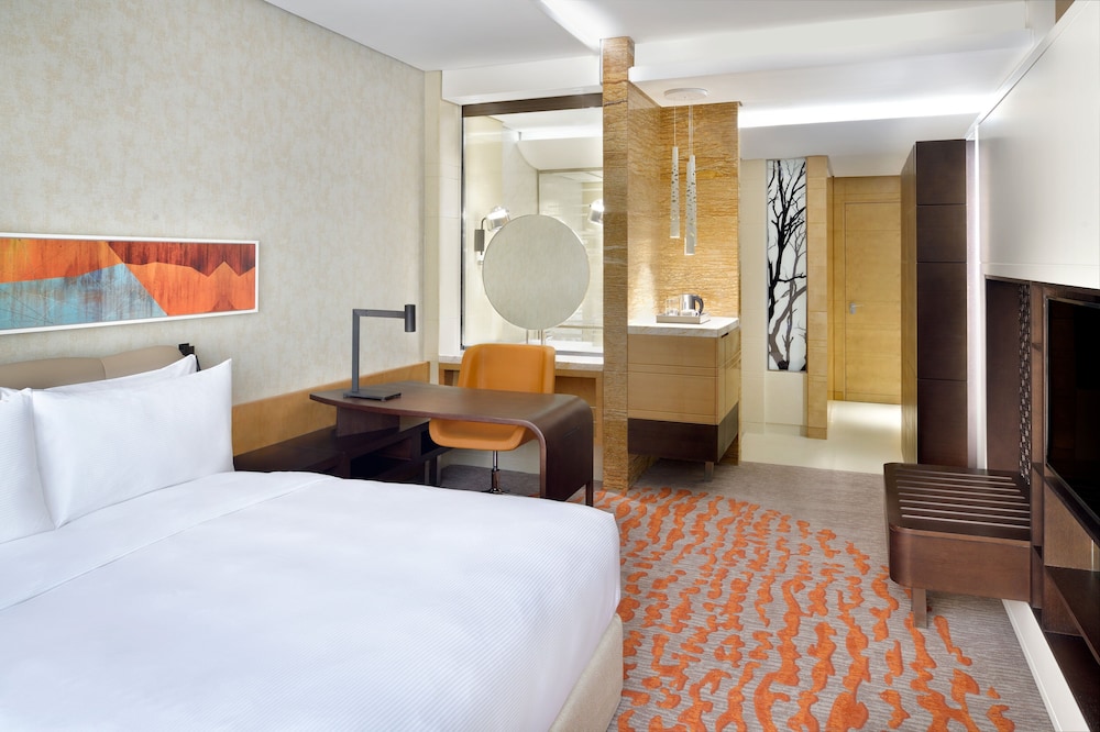 Habitación Estandar del hotel Crowne Plaza Dubai Marina. Foto 2