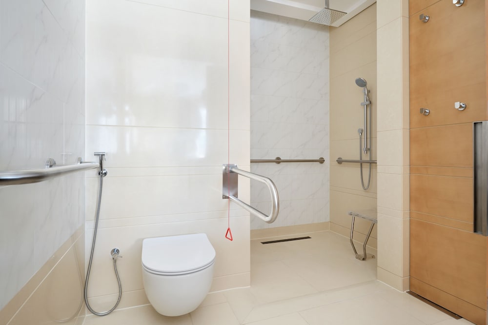 Habitación estándar, 1 cama individual, accesible para personas con discapacidad del hotel Crowne Plaza Dubai Marina. Foto 4