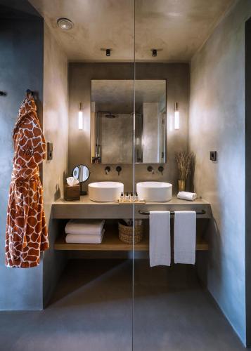 Junior Suite OY LOVE del hotel Only You Malaga. Foto 4