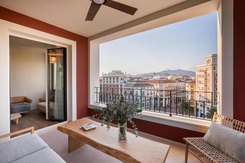 Junior Suite TERRACE LARIOS del hotel Only You Malaga. Foto 2