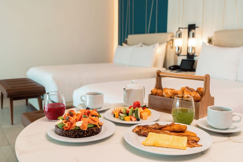 Caribbean Sand Suite Camas Dobles y Sofá Cama del hotel Hard Rock and Casino Punta Cana All Inclusive
