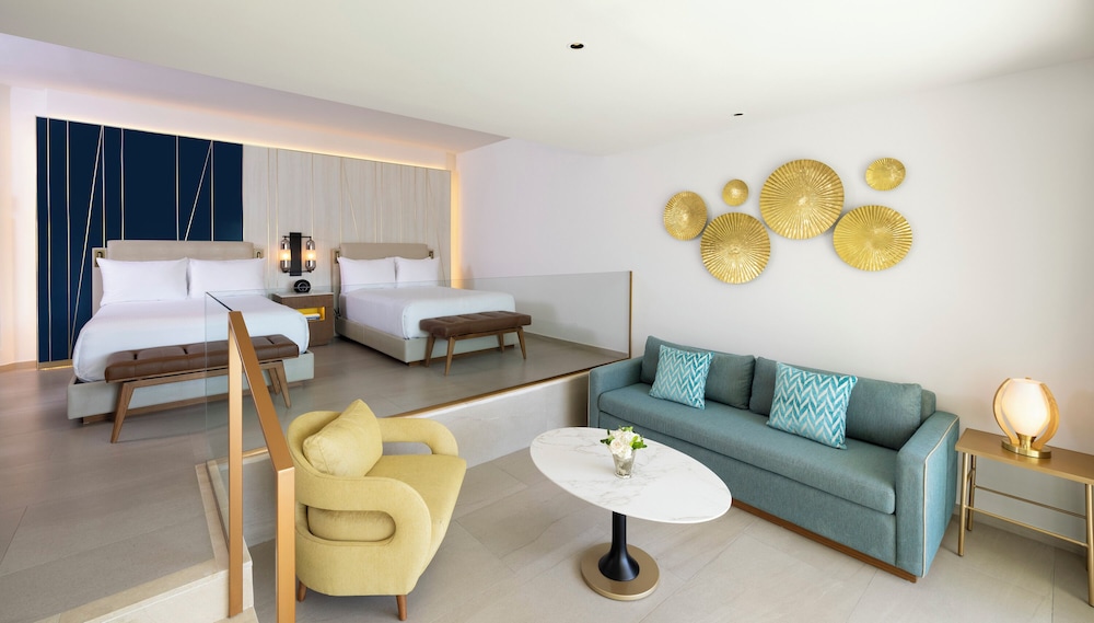 Deluxe Suite Camas Dobles y Sofá Cama del hotel Hard Rock and Casino Punta Cana All Inclusive