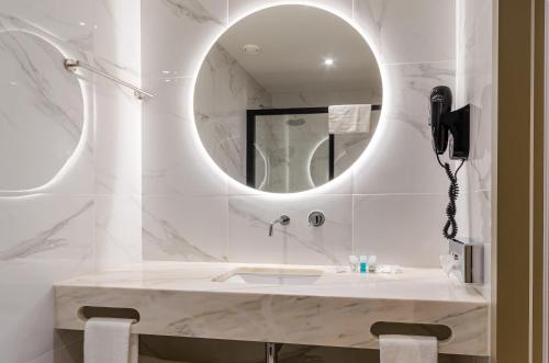 Habitación Doble del hotel Omid Saldanha. Foto 1