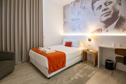 Habitación Doble adaptada para personas con movilidad reducida del hotel The Icons Lisbon Central. Foto 5