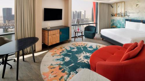 Junior Suite Creek View del hotel Indigo Dubai Downtown. Foto 5